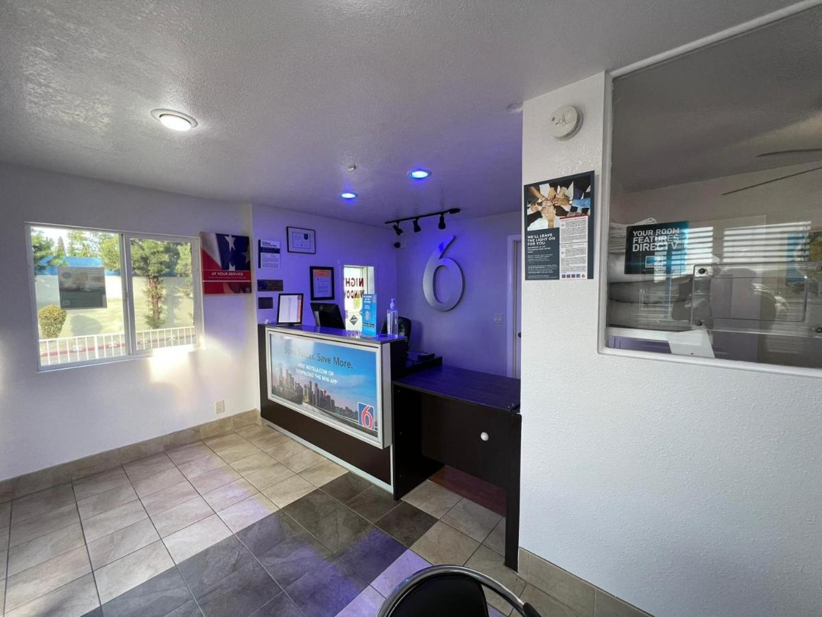 Motel 6-Orange, Ca - Anaheim Екстер'єр фото