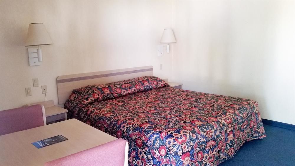 Motel 6-Orange, Ca - Anaheim Екстер'єр фото